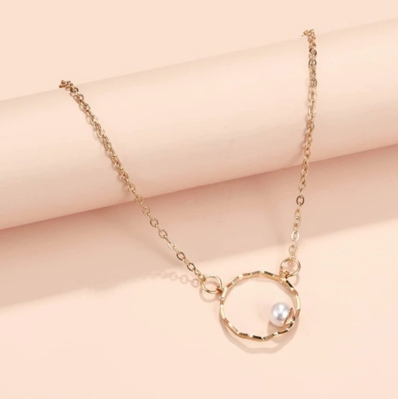 *Tiny* Hoop and Pearl Necklace - Picture 3 of 3